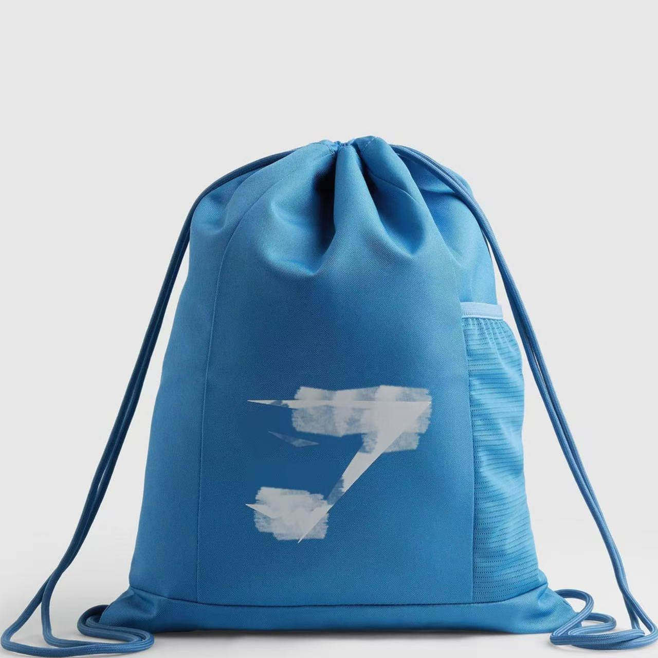 GYM沙鱼抽绳运动健身包