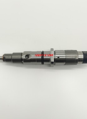 康明斯  ISLE 8.9 喷油器总成  4940640