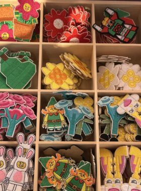 上海乐高乐园纪念品限定周边代购书包魔术贴徽章刺绣装饰贴自粘