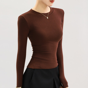 美拉德咖色加绒磨毛打底衫女高端修身垫肩内搭可外穿保暖圆领上衣