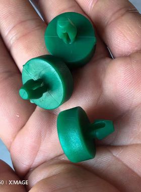 适配奔腾B30T99T55T77X40森雅R7H2H5H9EQM5刹车灯开关垫片缓冲胶