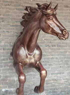 玻璃纤维创意半身马马头雕塑动物马室内酒店大堂景观墙面装饰品摆