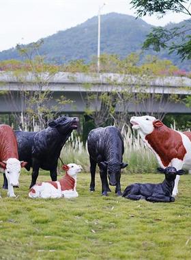 仿真安格斯黑牛模型大型玻璃钢牛雕塑餐厅牧场装饰西门塔尔牛摆件