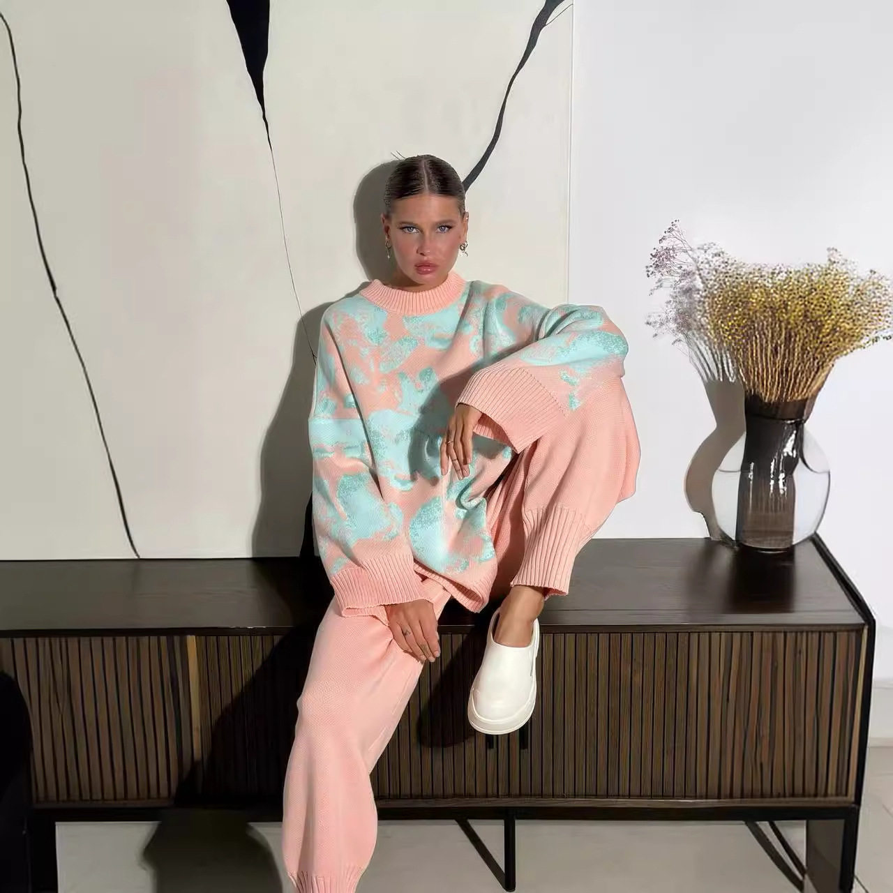 休闲保暖套装女装撞色毛衣直筒长裤两件套内搭Casual sweater set