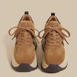 厚底阿甘鞋女2025秋冬季新款小个子土黄色小众增高华夫运动老爹鞋