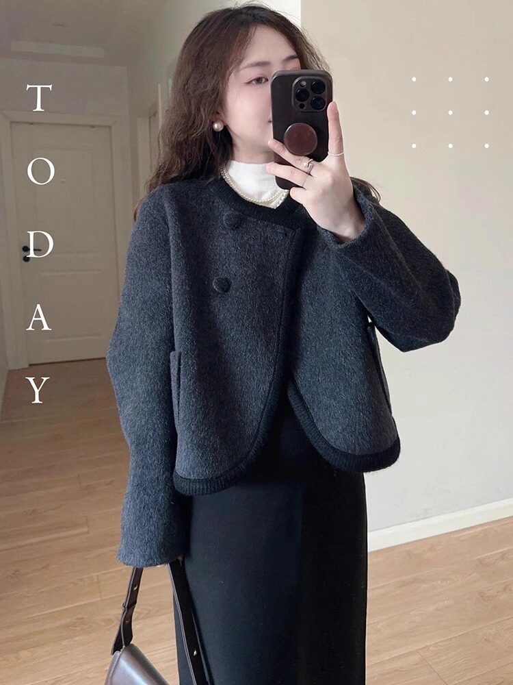 毛呢外套女秋冬短款小个子新款2025高级感黑色小香风双面羊绒大衣