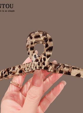 韩版大号豹纹抓夹女高级感2024新款发夹后脑勺盘发鲨鱼夹子发卡女