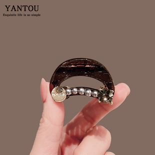 闪钻半圆精致小号抓夹女高级感东大门新款公主头发夹两侧洋气轻奢