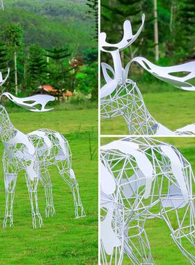 户外不锈钢镂空几何艺术鹿雕塑公园林草坪动物摆件抽象线条铁艺鹿