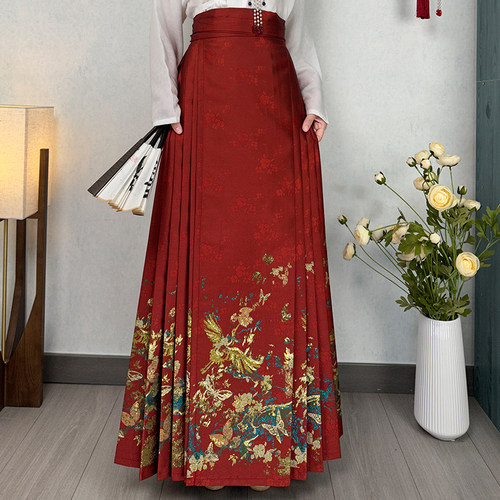 青渊日常织金缎妆花马面裙敬酒服