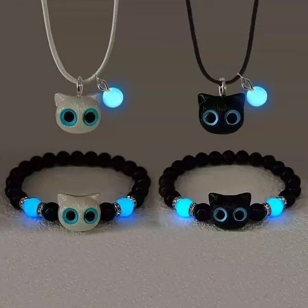 Big Eye Cat Luminous Necklace for Women Trendy Cartoon