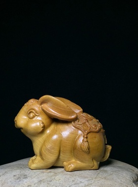 崖柏木雕兔子手把件实木雕刻十二生肖兔摆件家居客厅装饰工艺品