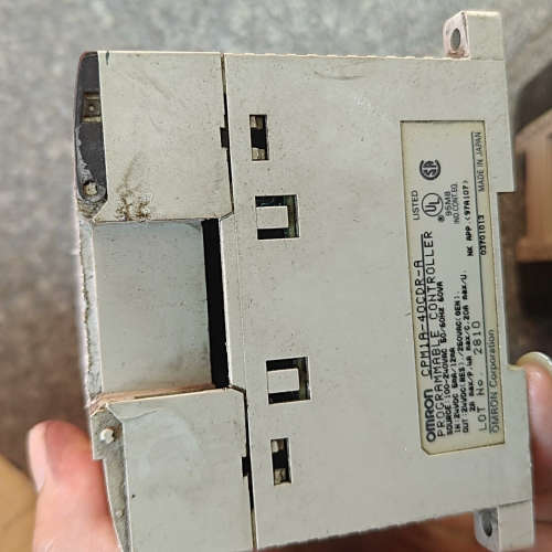 适用PLC CPM1A-40R-ACPM1A-20ED议价