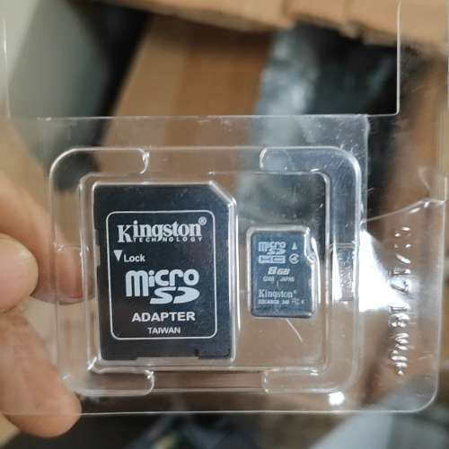 适用金士顿microSD卡套装,包含8GB内存卡和SD卡转接器,议价