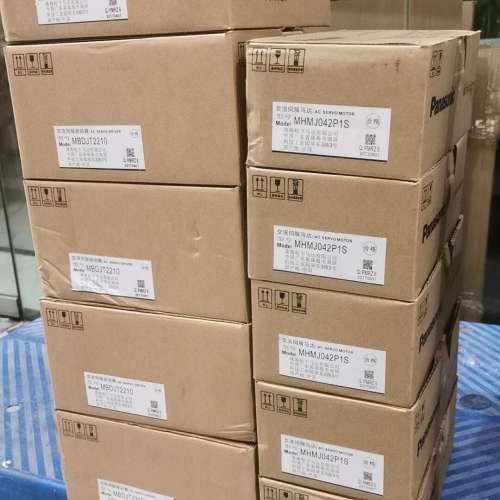 适用400WMBDJT2210驱动器MHMJ042P1S电机议价