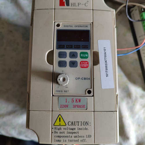 适用变频器HLPC+01D523B，通电无响应，坏的，运费议价