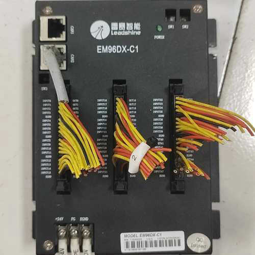 适用EM96DX-C1总线IO扩展模块，实物拍摄，成色漂亮，议价