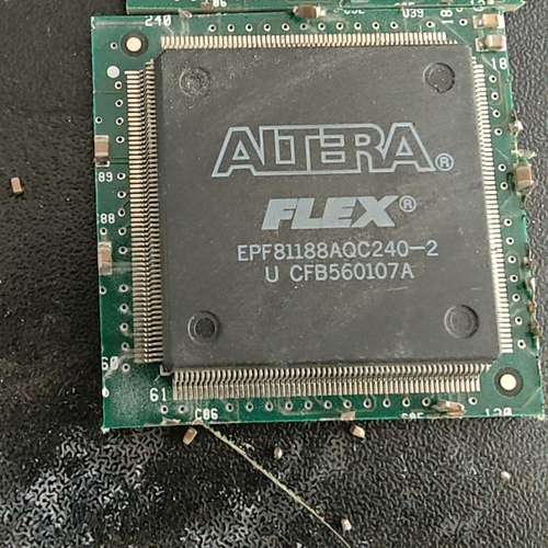 适用EPF81188AQC240-2 ic一共2个议价