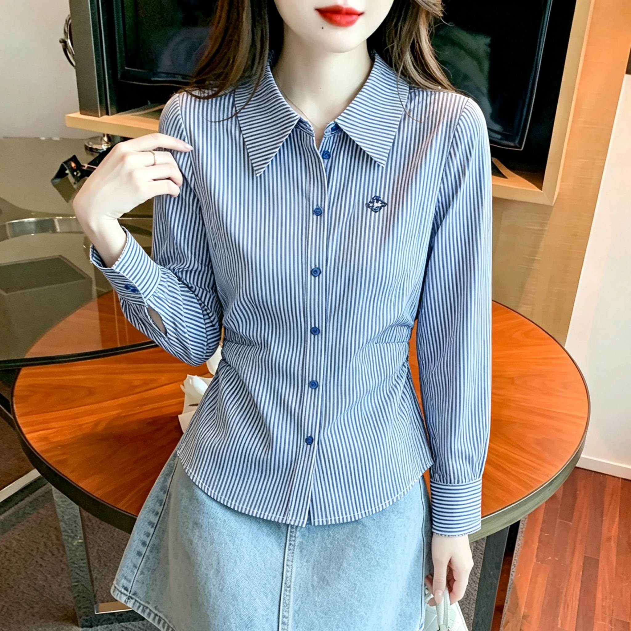 条纹衬衫女长袖收腰显瘦刺绣通勤百搭上衣百搭polo领打底修身衬衣