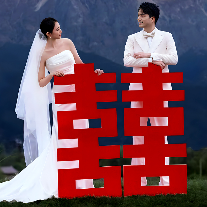 婚房布置双喜字KT板结婚手拿大囍字摆件落地订婚婚礼拍照道具装饰