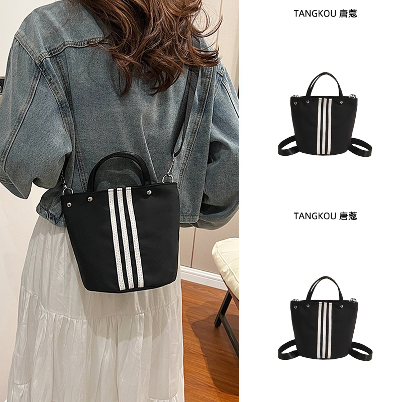 手提小拎包轻便妈咪包斜挎水桶包