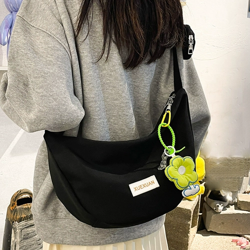 Вместительная и большая спортивная сумка на одно плечо для отдыха