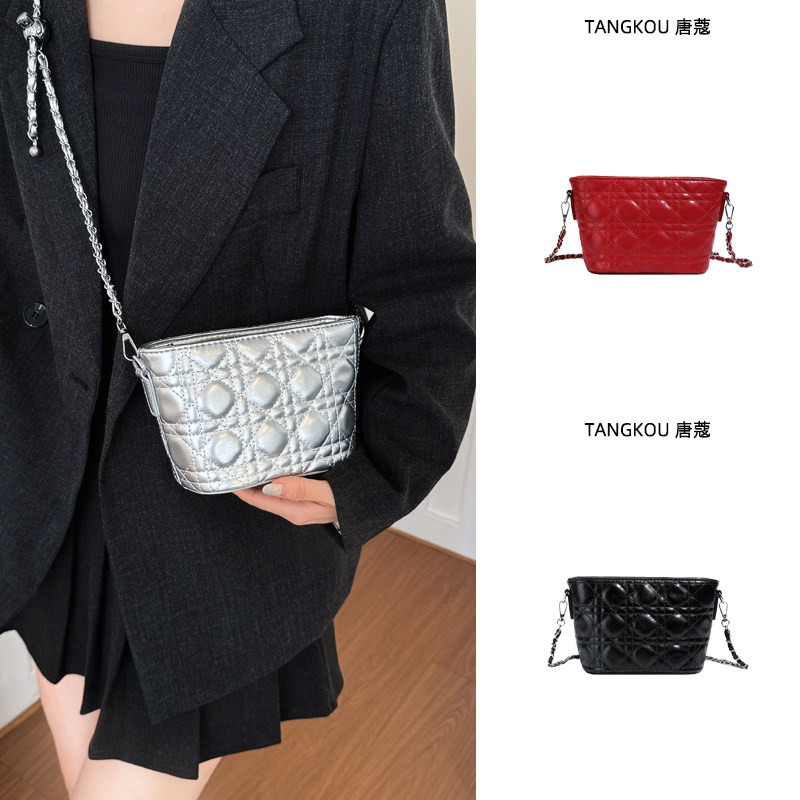 菱格链条小包包女2025新款时尚单肩斜挎包轻便百搭手机包外出挎包,箱包皮具/热销女包/男包,小方包,淘宝优惠券,粉丝福利购,淘宝优惠卷