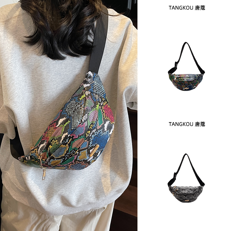 旅行帆布胸包女士2025新款百搭斜挎小包休闲单肩背包运动腰包挎包