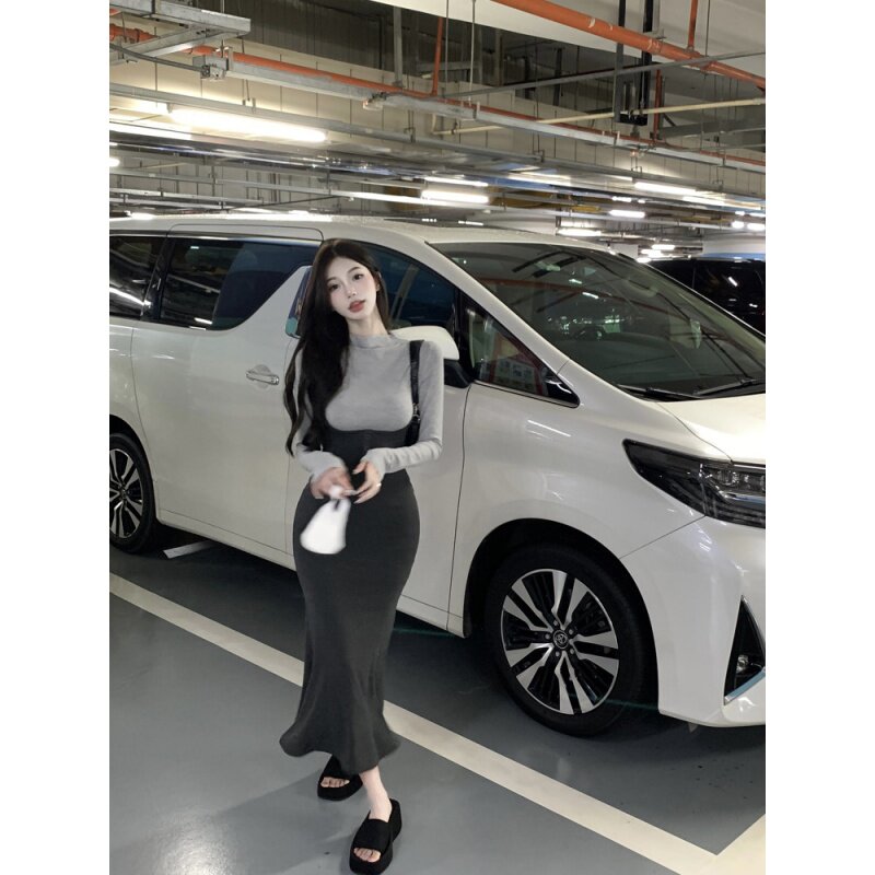 纯欲风吊带连衣裙女春秋新款辣妹收腰紧身显瘦包臀中长款鱼尾裙子