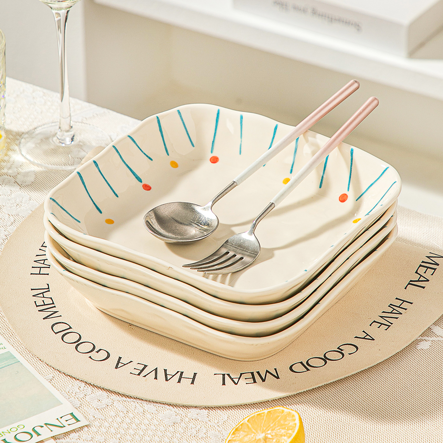 奶油风釉下彩陶瓷盘子深方盘炒菜盘家用2025新款碟餐具高颜值餐盘