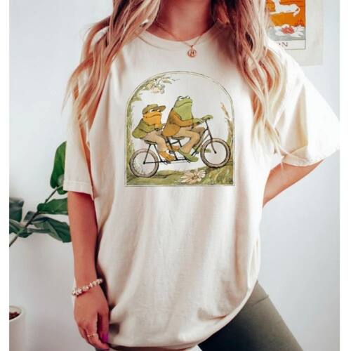 Frog and Toad Sweatshirt Classic Book Sweatshirts Cottagecor