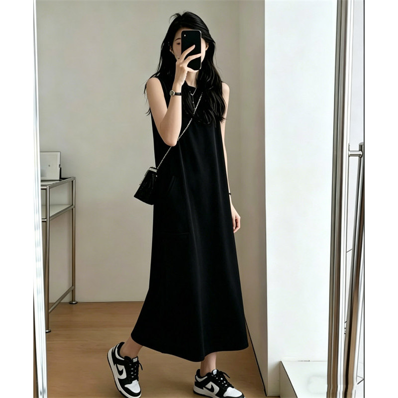 黑色无袖背心连衣裙女内搭懒人裙图片