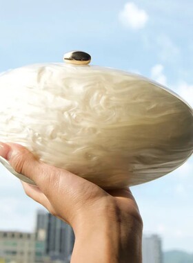 Fashion Women’s Glamorous Elegant Novelty Shell Shaped Clut
