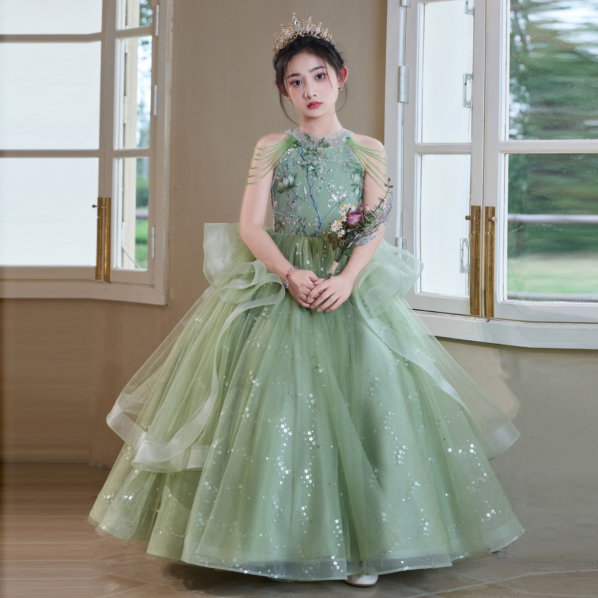 2026新款女童森系绿色晚礼服高端大童绝美公主裙小女孩生日宴会钢