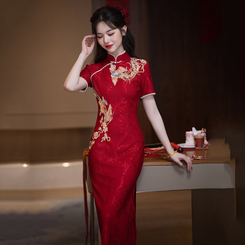2026新款红色感洋气刺绣长款旗袍女中式新娘敬酒服订婚回门服