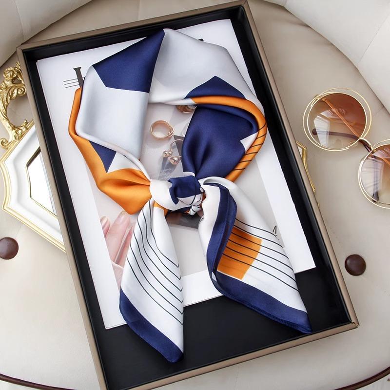 方巾丝巾女2025新款高级感百搭