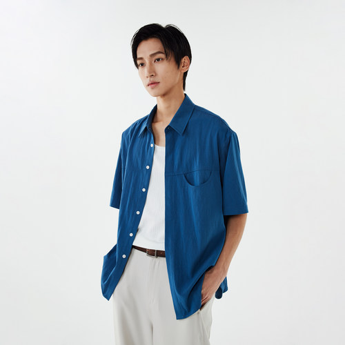 DIMC翻领挖袋短袖衬衫