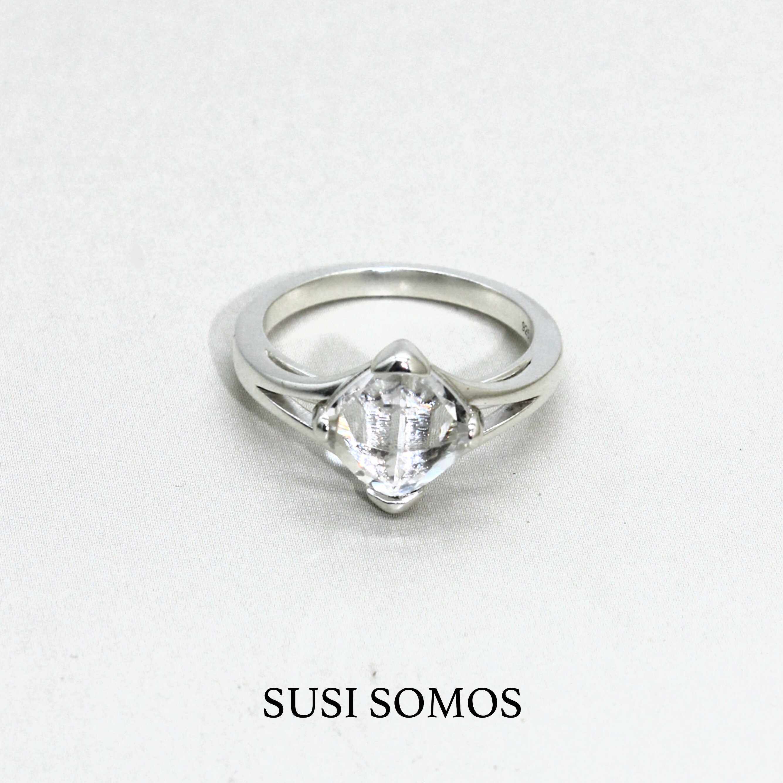 SUSI冰块糖果戒指天然水晶