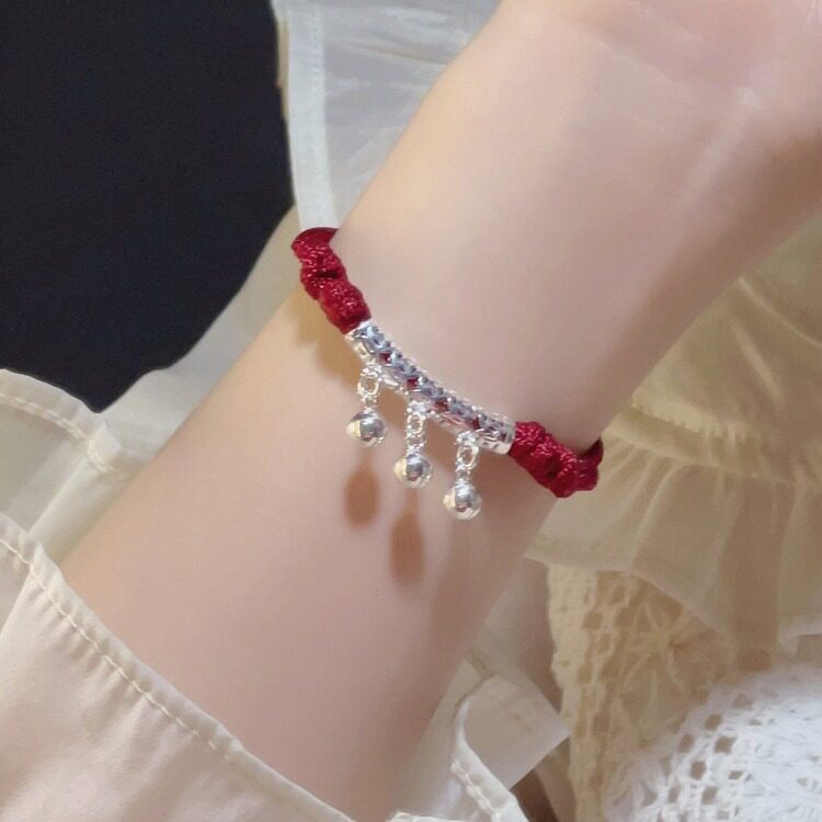 一步一响铃铛红绳手链女夏款轻奢