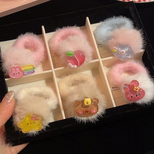 儿童可爱风女孩毛绒毛球发圈
