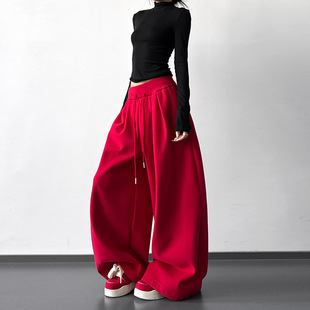 红色裤子女2026秋冬季休闲直筒运动卫裤加绒加厚束脚拖地阔腿裤子