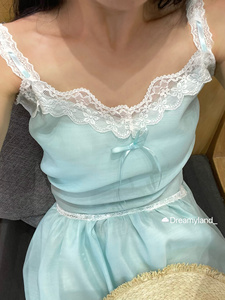 夏日清新薄荷绿蕾丝花边连衣裙花瓣裙摆短裙女原创设计