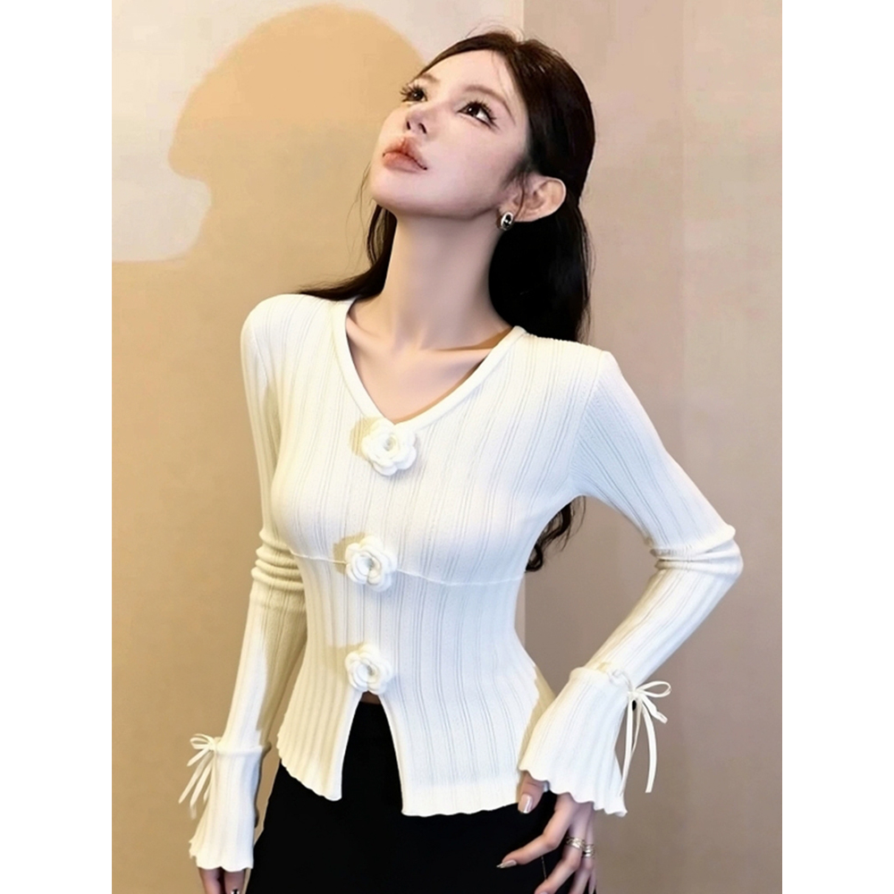 秋冬纯欲立体花朵v领毛衣