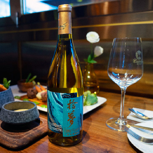 酒庄酒、口感清爽、酸度活泼