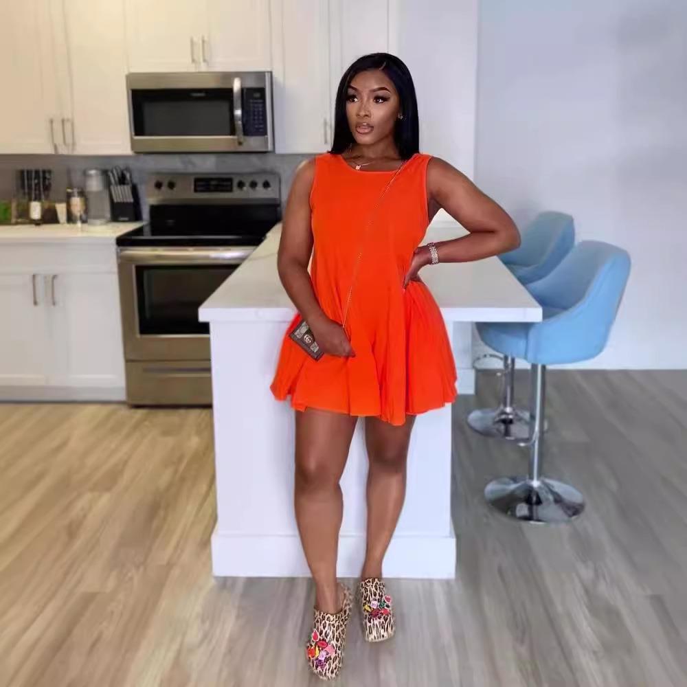 Women's seasonal sleeveless pocket mini style