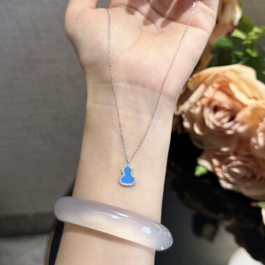 贵气福禄国风镶钻蓝色葫芦项链