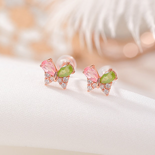 S925纯银镀玫瑰金镶嵌彩色碧玺精致蝴蝶时尚小巧气质银耳钉耳饰