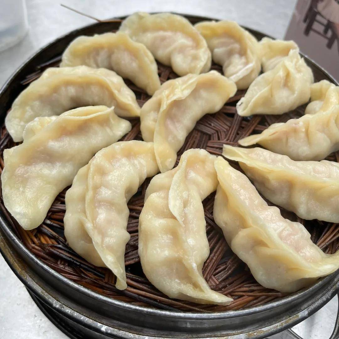 猪肉玉米蒸饺营养早餐速冻水饺懒人速食半成品饺子家用蒸煎饺
