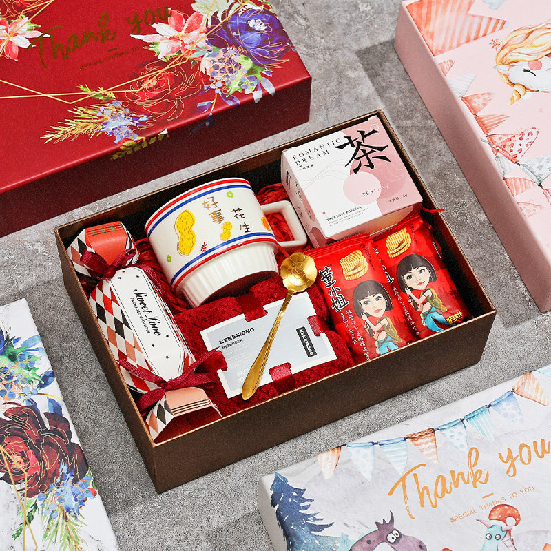 高端定制结婚喜糖成品含糖回礼盒装满月饼十周岁诞生日伴手礼婚礼