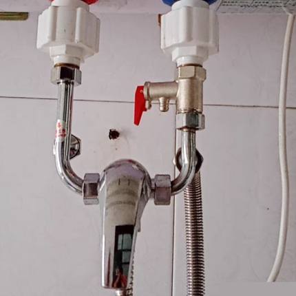 家用电热水器U型混水阀 明装淋浴洗澡冷热水龙头开关花洒通用配件